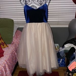 Lauren Conrad Runway beautiful dress 10